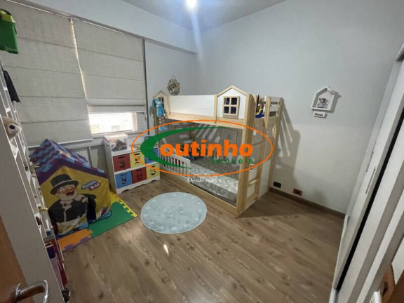 Imagem Apartamento com 3 Quartos à Venda, 92 m² em Tijuca - Rio De Janeiro Imagem Apartamento com 3 Quartos à Venda, 92 m² em Tijuca - Rio De Janeiro