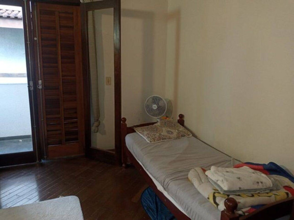 Imagem Casa de Condomínio com 4 Quartos à Venda, 230 m² em Chácara Pavoeiro - Cotia Imagem Casa de Condomínio com 4 Quartos à Venda, 230 m² em Chácara Pavoeiro - Cotia