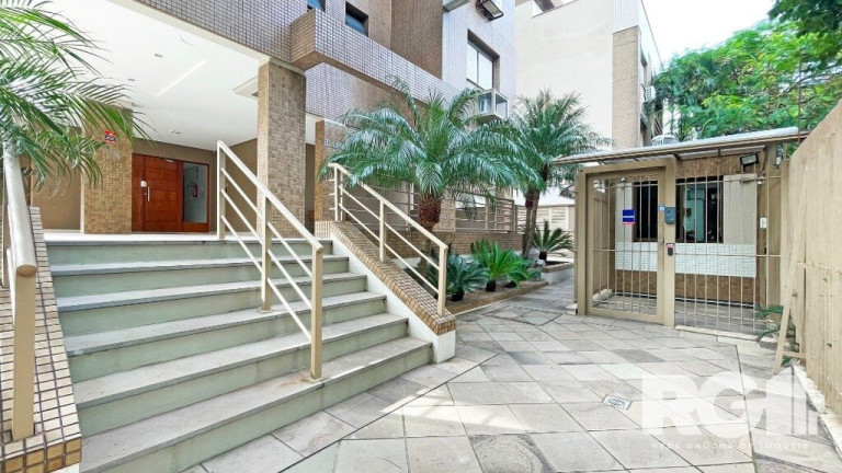 Imagem Imóvel com 2 Quartos à Venda, em Higienópolis - Porto Alegre Imagem Imóvel com 2 Quartos à Venda, em Higienópolis - Porto Alegre