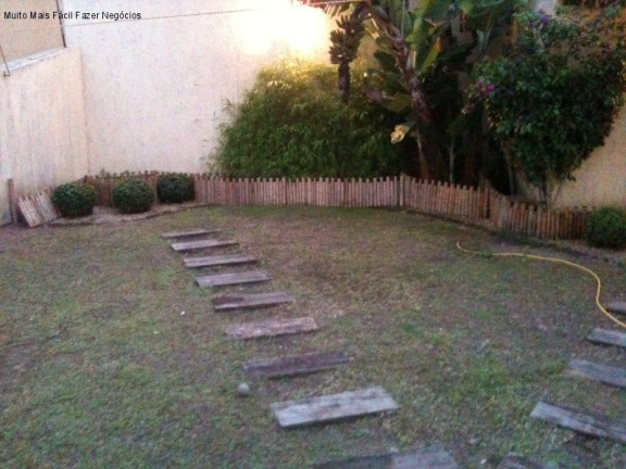 Imagem Sobrado com 3 Quartos à Venda, 266 m² em Aberta Dos Morros - Porto Alegre Imagem Sobrado com 3 Quartos à Venda, 266 m² em Aberta Dos Morros - Porto Alegre