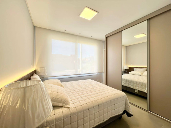 Imagem Casa com 4 Quartos à Venda, em Centro - Xangri-lá Imagem Casa com 4 Quartos à Venda, em Centro - Xangri-lá
