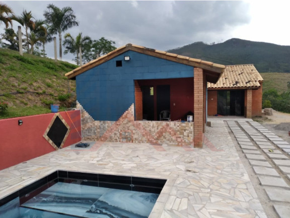 Imagem Imóvel com 2 Quartos à Venda, 80 m² em Boa Vista - Igaratá Imagem Imóvel com 2 Quartos à Venda, 80 m² em Boa Vista - Igaratá