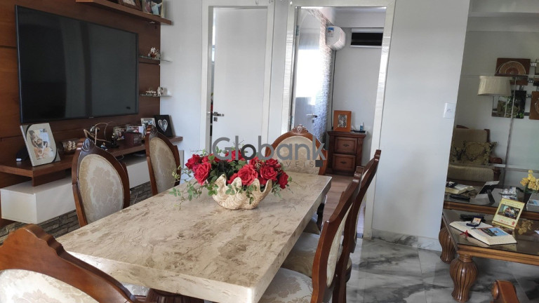 Imagem Imóvel com 3 Quartos à Venda, 190 m² em São José - Montes Claros Imagem Imóvel com 3 Quartos à Venda, 190 m² em São José - Montes Claros