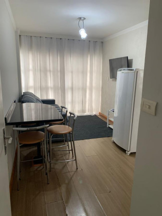 Imagem Apartamento com 1 Quarto para Alugar,  em Pioneiros - Balneário Camboriú