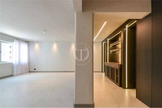 Imagem Apartamento com 2 Quartos à Venda, 113 m² em Moema - São Paulo