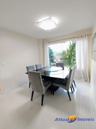 Imagem Casa com 3 Quartos à Venda, 262 m² em Vargem Grande - Teresópolis