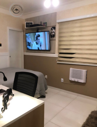 Imagem Apartamento com 2 Quartos à Venda, 75 m²