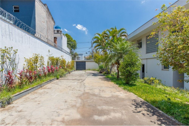 Imagem Casa com 4 Quartos à Venda, em Moema - São Paulo Imagem Casa com 4 Quartos à Venda, em Moema - São Paulo