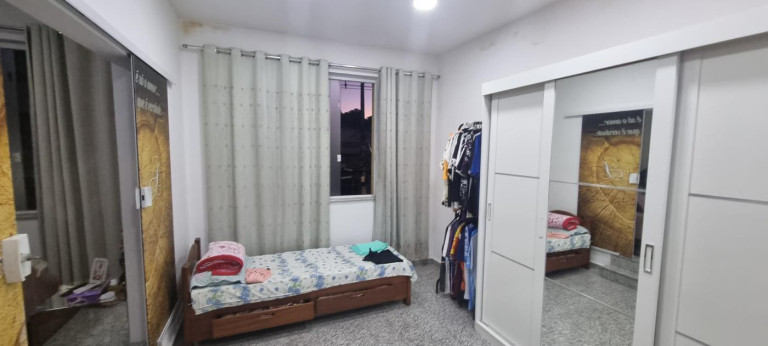 Imagem Casa com 4 Quartos à Venda, 107 m² em Ramos - Rio De Janeiro