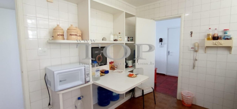 Imagem Apartamento com 4 Quartos à Venda, 156 m² em Pitangueiras - Guarujá