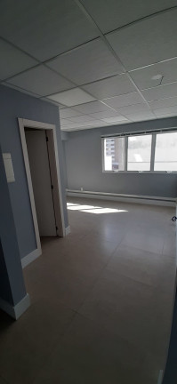 Imagem Sala Comercial à Venda, 72 m² em Menino Deus - Porto Alegre Imagem Sala Comercial à Venda, 72 m² em Menino Deus - Porto Alegre