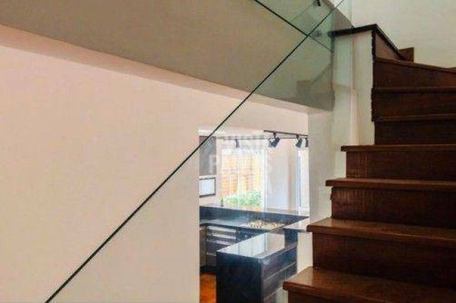Imagem Casa com 3 Quartos à Venda, 300 m² em Morumbi - São Paulo Imagem Casa com 3 Quartos à Venda, 300 m² em Morumbi - São Paulo