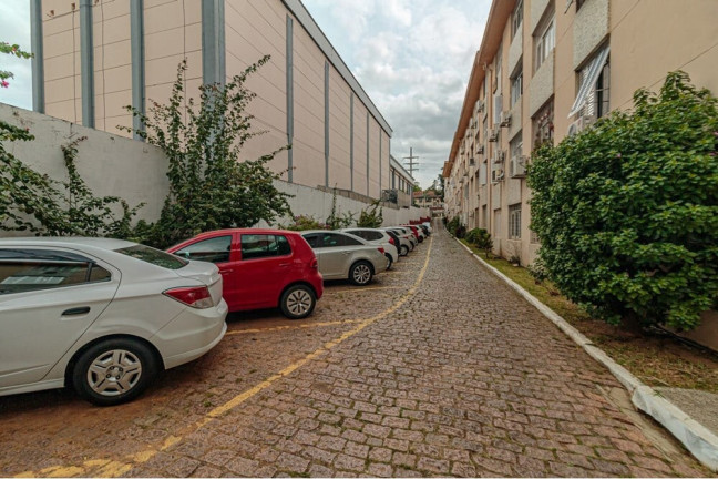 Imagem Imóvel com 4 Quartos à Venda, 75 m² em Passo Da Areia - Porto Alegre Imagem Imóvel com 4 Quartos à Venda, 75 m² em Passo Da Areia - Porto Alegre