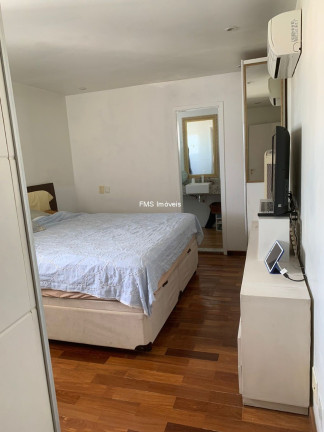 Imagem Imóvel com 4 Quartos à Venda, 358 m² em Moema - São Paulo Imagem Imóvel com 4 Quartos à Venda, 358 m² em Moema - São Paulo
