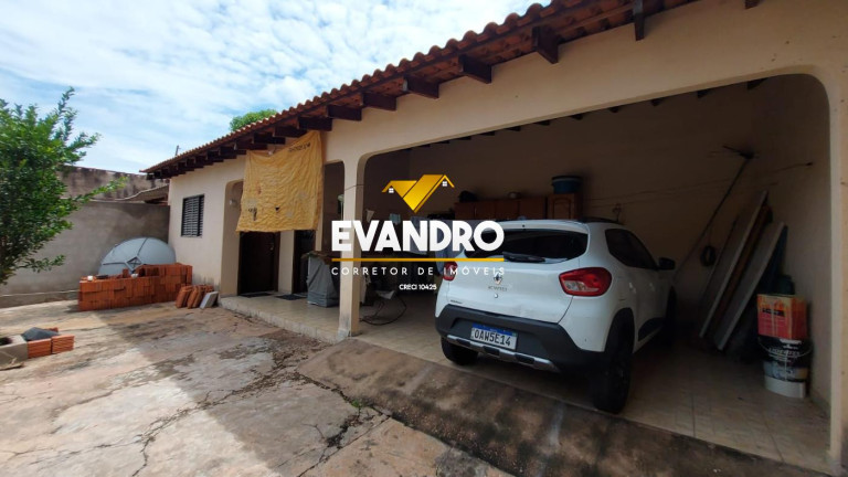 Imagem Casa com 4 Quartos à Venda, 319 m² em Morada Do Ouro - Cuiabá Imagem Casa com 4 Quartos à Venda, 319 m² em Morada Do Ouro - Cuiabá
