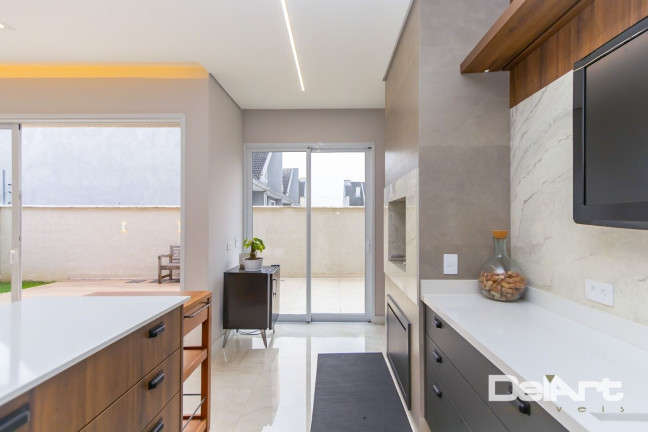 Imagem Casa com 3 Quartos à Venda, 398 m² em Uberaba - Curitiba Imagem Casa com 3 Quartos à Venda, 398 m² em Uberaba - Curitiba
