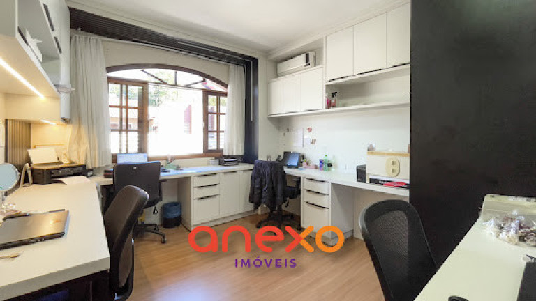 Imagem Casa com 4 Quartos à Venda, 196 m² em Escola Agrícola - Blumenau