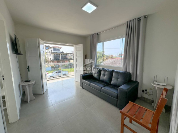 Imagem Sobrado com 5 Quartos à Venda, 211 m² em Barra Do Sai - Itapoá