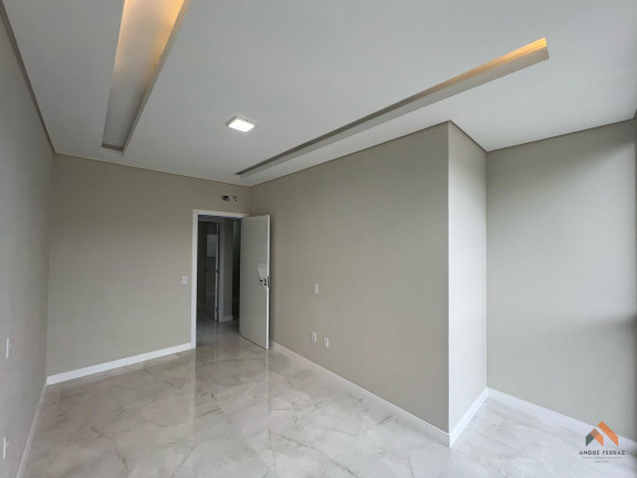 Imagem Casa com 3 Quartos à Venda, 126 m²