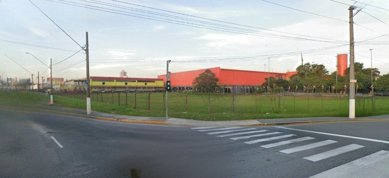 Imagem Terreno à Venda, 4.408 m² em Centro - Jacareí Imagem Terreno à Venda, 4.408 m² em Centro - Jacareí
