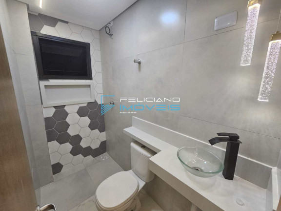 Imagem Casa com 4 Quartos à Venda, 160 m² em Guilhermina - Praia Grande Imagem Casa com 4 Quartos à Venda, 160 m² em Guilhermina - Praia Grande