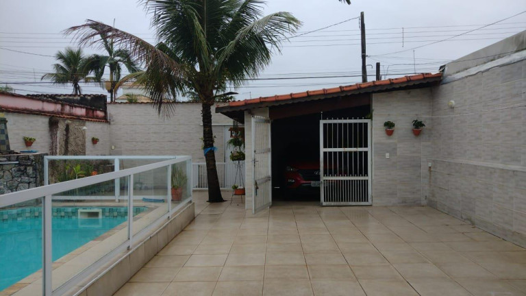 Imagem Casa com 2 Quartos à Venda, em Caiçara - Praia Grande Imagem Casa com 2 Quartos à Venda, em Caiçara - Praia Grande