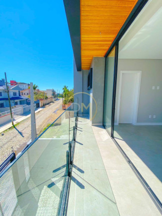 Imagem Casa com 3 Quartos à Venda, 154 m² em Itacolomi - Balneário Piçarras Imagem Casa com 3 Quartos à Venda, 154 m² em Itacolomi - Balneário Piçarras
