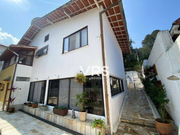 Imagem Casa com 4 Quartos à Venda, 180 m² em Carlos Guinle - Teresópolis Imagem Casa com 4 Quartos à Venda, 180 m² em Carlos Guinle - Teresópolis