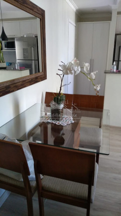 Imagem Imóvel com 2 Quartos à Venda, 72 m² em Jardim Tupanci - Barueri
