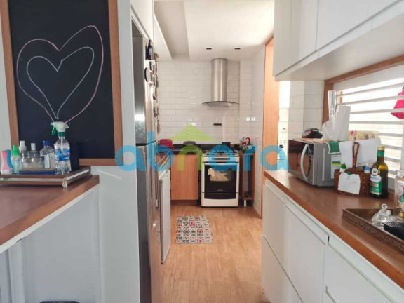 Imagem Apartamento com 2 Quartos à Venda, 115 m² em Copacabana - Rio De Janeiro Imagem Apartamento com 2 Quartos à Venda, 115 m² em Copacabana - Rio De Janeiro