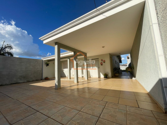 Imagem Casa com 2 Quartos à Venda, 140 m² em Santa Cruz - Mogi Mirim Imagem Casa com 2 Quartos à Venda, 140 m² em Santa Cruz - Mogi Mirim