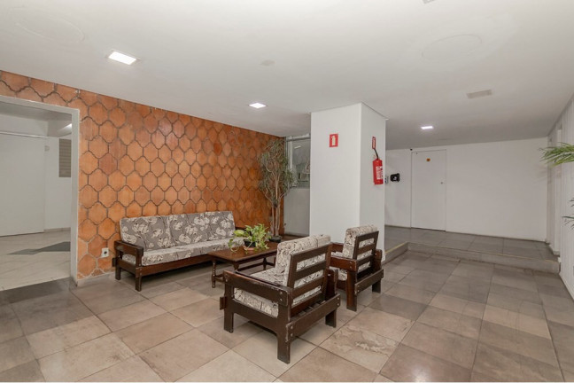 Imagem Apartamento com 1 Quarto à Venda, 50 m² em Centro Histórico - Porto Alegre Imagem Apartamento com 1 Quarto à Venda, 50 m² em Centro Histórico - Porto Alegre