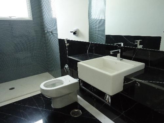 Imagem Casa com 5 Quartos à Venda,  em Alphaville