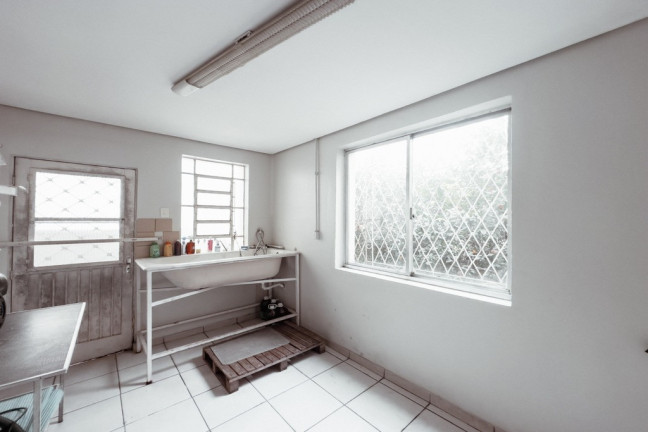 Imagem Casa com 3 Quartos à Venda, 240 m² em Petrópolis - Porto Alegre Imagem Casa com 3 Quartos à Venda, 240 m² em Petrópolis - Porto Alegre