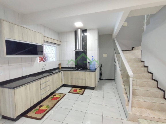 Imagem Casa com 3 Quartos à Venda, 135 m² em Pinheiros - Balneário Barra Do Sul