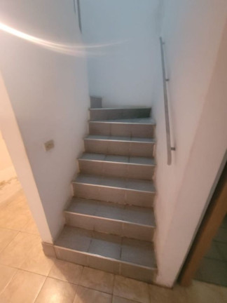 Imagem Sobrado com 4 Quartos para Alugar, 120 m² em Cidade Edson - Suzano