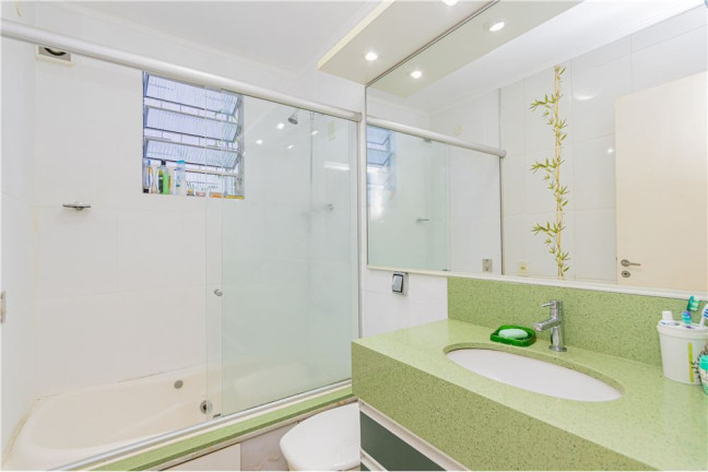 Imagem Apartamento com 2 Quartos à Venda, 95 m² em São Geraldo - Porto Alegre Imagem Apartamento com 2 Quartos à Venda, 95 m² em São Geraldo - Porto Alegre