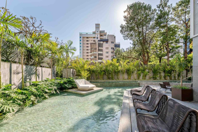 Imagem Imóvel com 4 Quartos à Venda, 378 m² em Bela Vista - Porto Alegre Imagem Imóvel com 4 Quartos à Venda, 378 m² em Bela Vista - Porto Alegre
