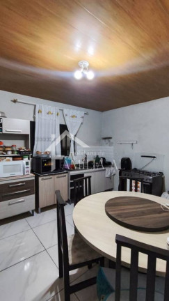 Imagem Casa com 3 Quartos à Venda, 97 m² em Espinheiros - Joinville Imagem Casa com 3 Quartos à Venda, 97 m² em Espinheiros - Joinville