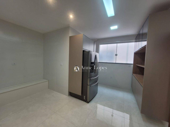 Imagem Casa com 4 Quartos à Venda, 278 m² em Gonzaga - Santos Imagem Casa com 4 Quartos à Venda, 278 m² em Gonzaga - Santos