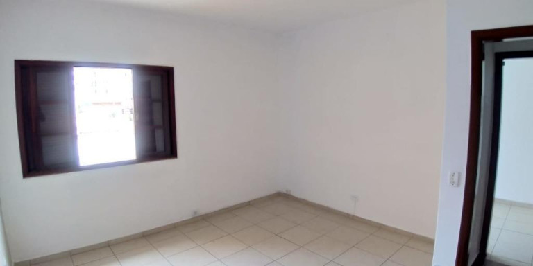 Imagem Sobrado com 4 Quartos à Venda, 212 m² em Centro - Suzano Imagem Sobrado com 4 Quartos à Venda, 212 m² em Centro - Suzano