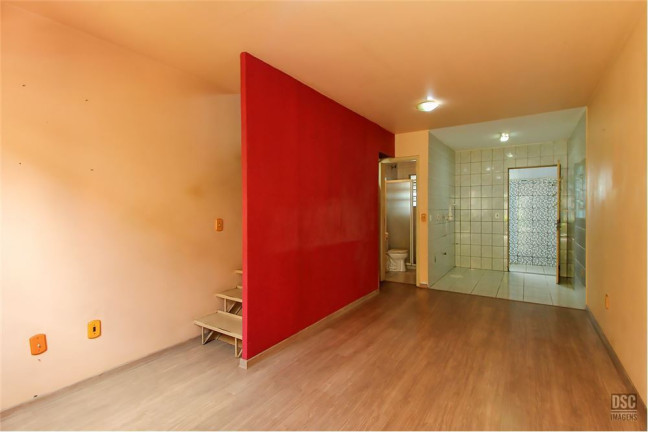 Imagem Casa com 2 Quartos à Venda, em Vila Nova - Porto Alegre Imagem Casa com 2 Quartos à Venda, em Vila Nova - Porto Alegre