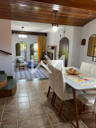 Imagem Sobrado com 3 Quartos à Venda, 217 m² em Jardim Santa Cecília - Guarulhos Imagem Sobrado com 3 Quartos à Venda, 217 m² em Jardim Santa Cecília - Guarulhos