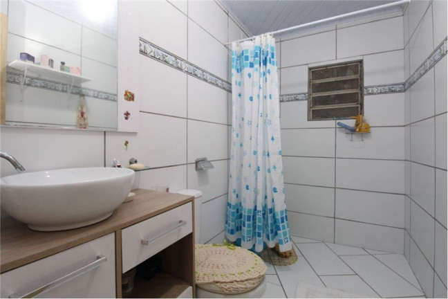Imagem Casa com 2 Quartos à Venda, em Mário Quintana - Porto Alegre Imagem Casa com 2 Quartos à Venda, em Mário Quintana - Porto Alegre