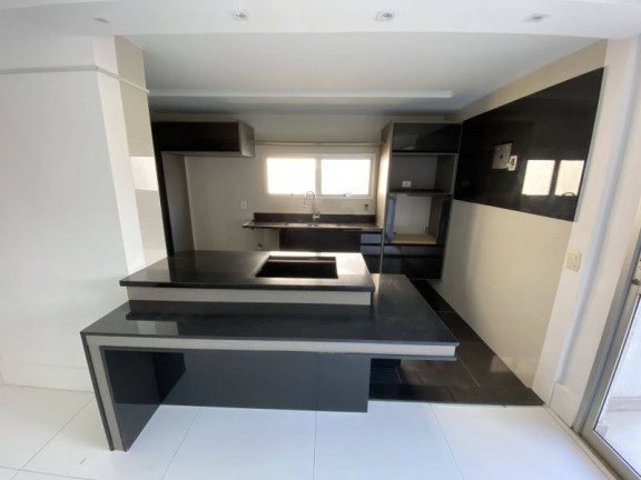 Imagem Casa com 5 Quartos à Venda, 1 m² em Barra Da Tijuca - Rio De Janeiro