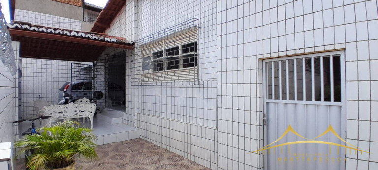 Imagem Casa com 4 Quartos à Venda, 250 m² em Lagoa Nova - Natal