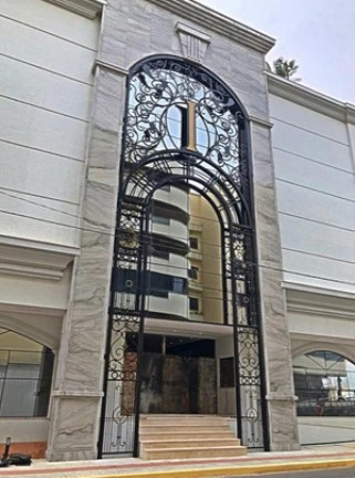Imagem Imóvel com 4 Quartos à Venda, 295 m² em Meia Praia - Itapema Imagem Imóvel com 4 Quartos à Venda, 295 m² em Meia Praia - Itapema