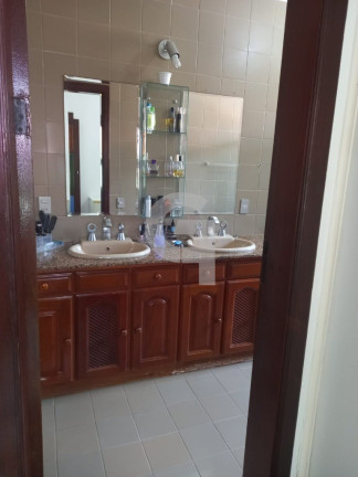 Imagem Casa com 3 Quartos à Venda, 265 m² em Itaigara - Salvador Imagem Casa com 3 Quartos à Venda, 265 m² em Itaigara - Salvador