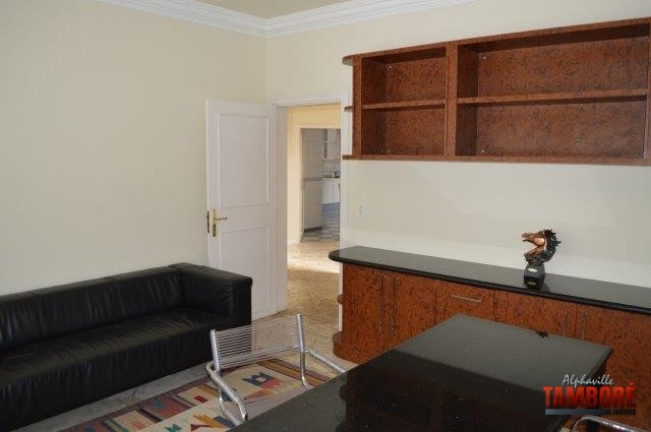 Imagem Casa com 4 Quartos à Venda,  em Sítio Tamboré Alphaville - Barueri