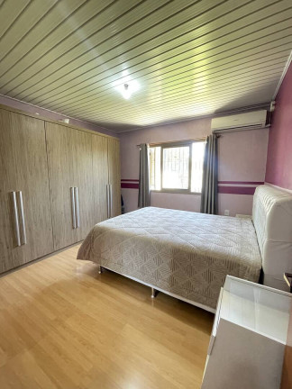 Imagem Casa com 2 Quartos à Venda, 137 m² em Olaria - Canoas Imagem Casa com 2 Quartos à Venda, 137 m² em Olaria - Canoas